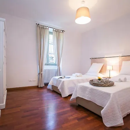 Apartment Casa Al Prato Apt. B Varenna